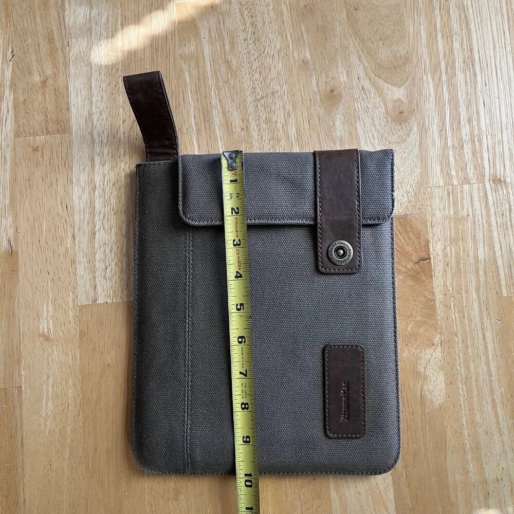 ExtremeMac Vintage Canvas Ipad Sleeve